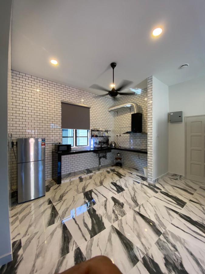 Bangi Utara Villa กาจัง ภายนอก รูปภาพ