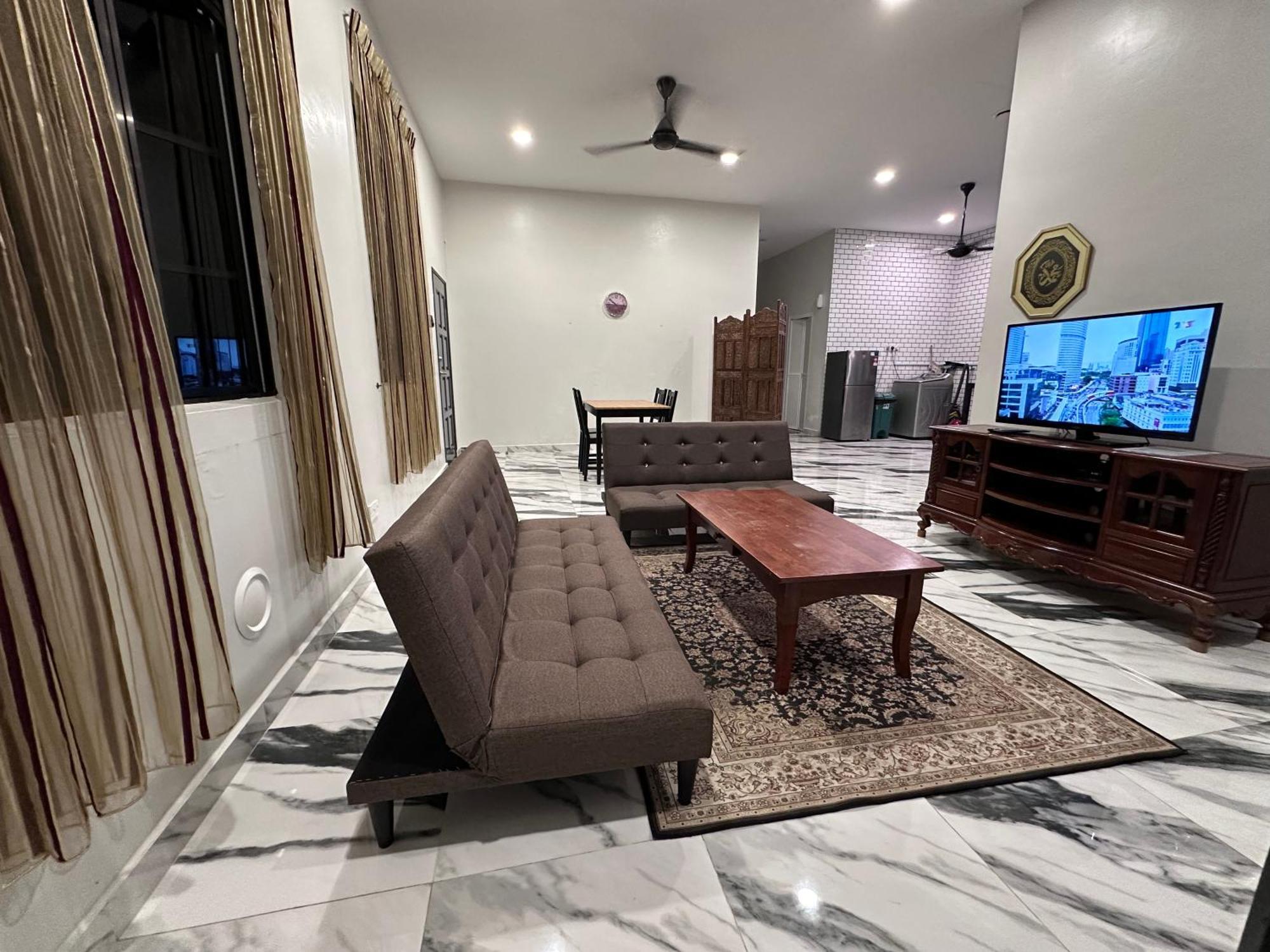 Bangi Utara Villa กาจัง ภายนอก รูปภาพ